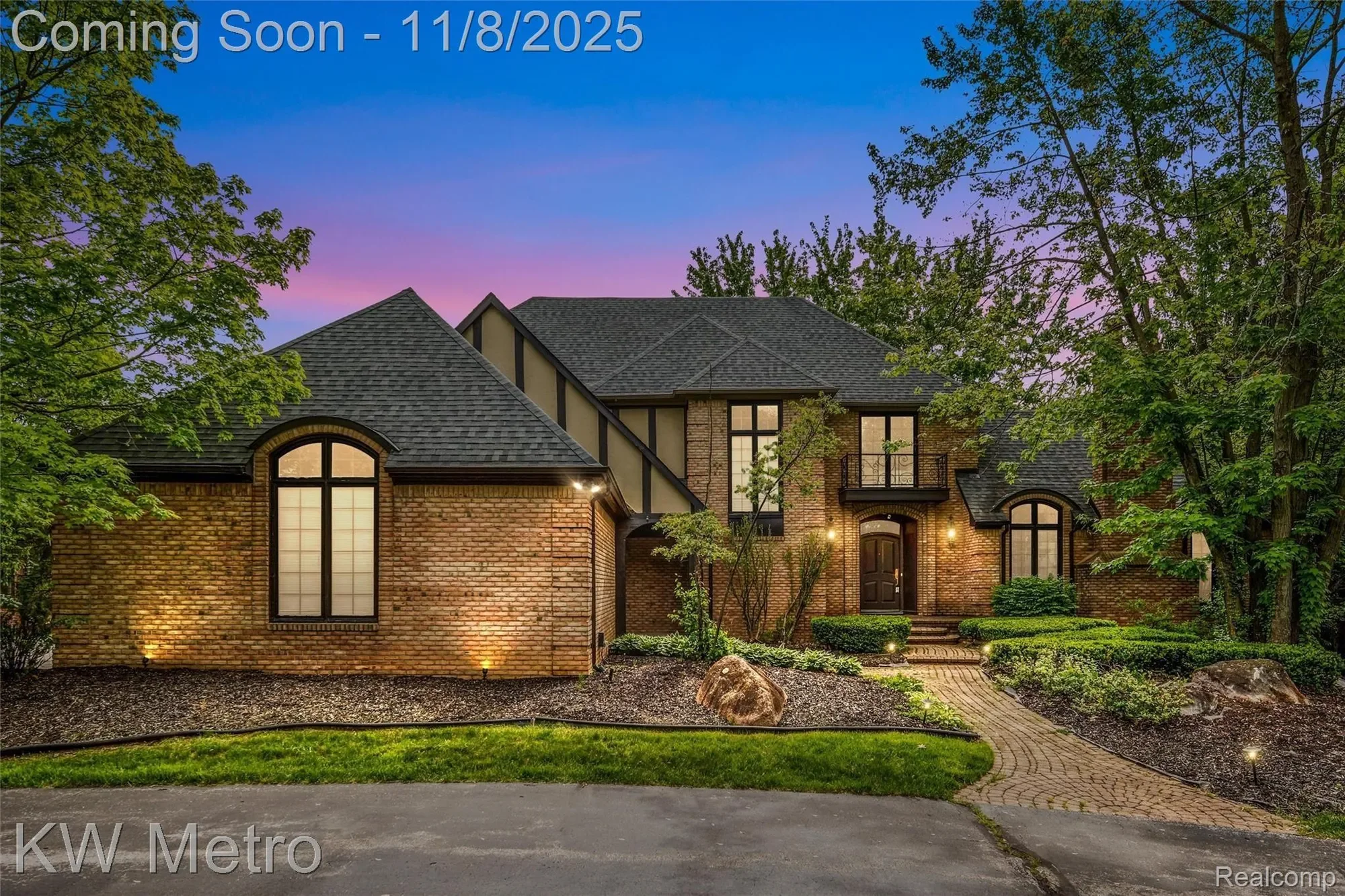 2863 MEADOWOOD LANE, Bloomfield Charter Township, MI 48302, Bloomfield Hills, Michigan, United States. - Hero Image