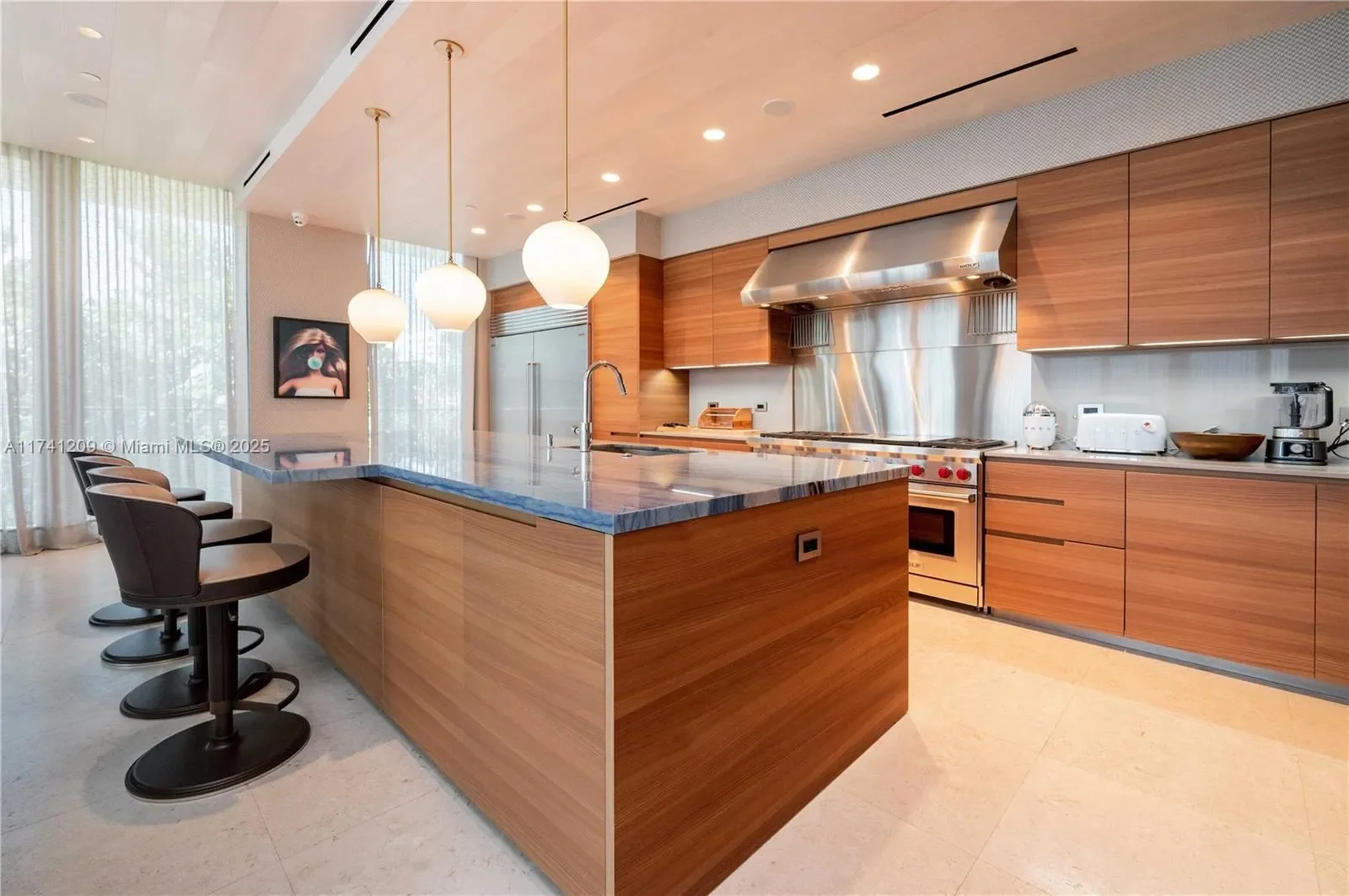 Gallery photo 6