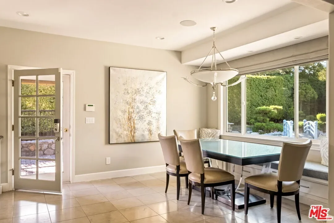 1047 Pomello Dr, Claremont, California, United States. - Photo 28