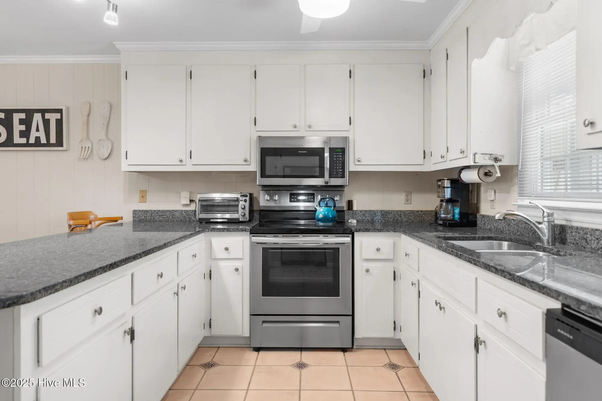 411 34th Street, Sunset Beach, North Carolina, United States. - Photo 18