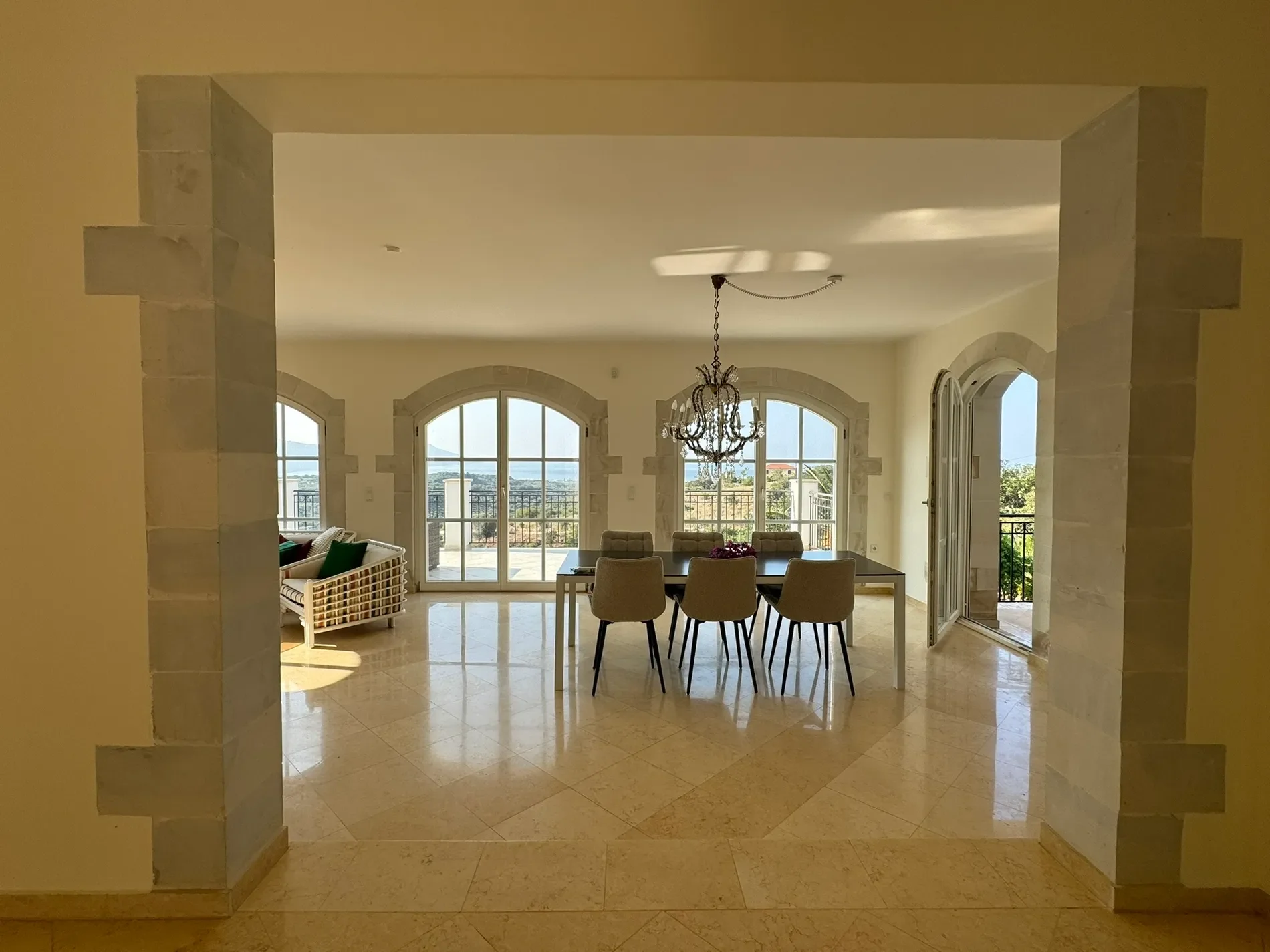 Gallery photo 10