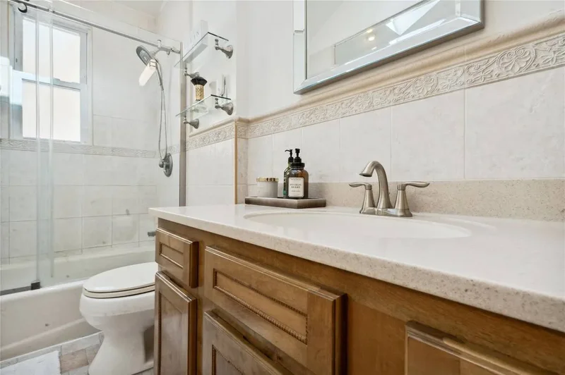 2930 Bell Boulevard, New York, New York, United States. - Photo 12