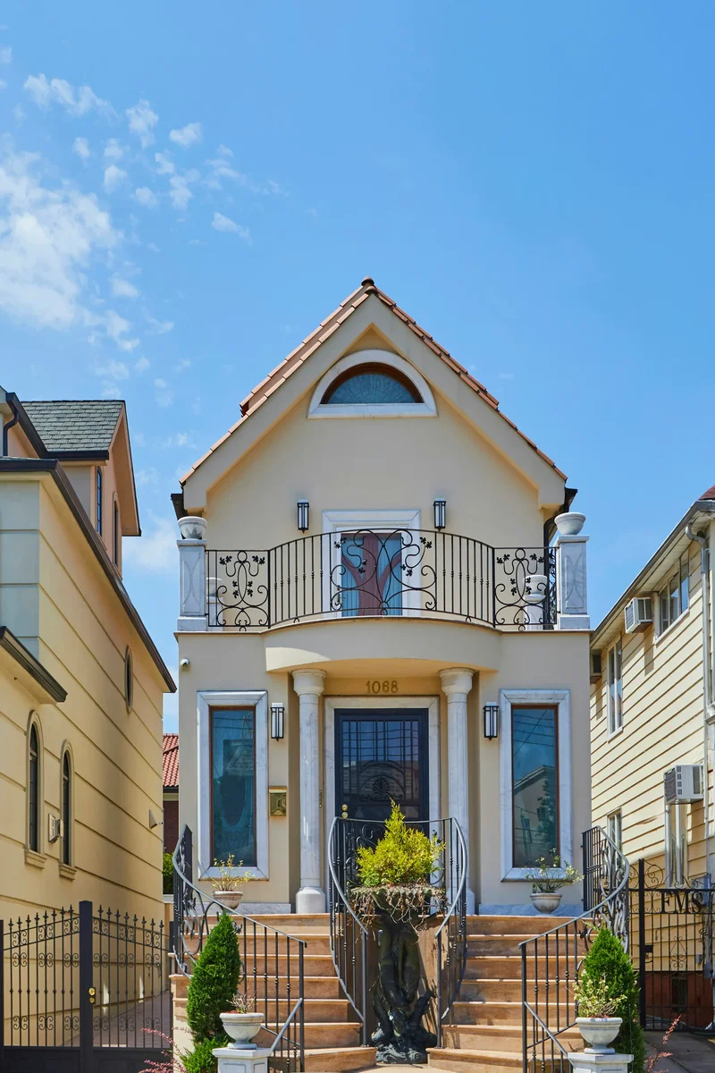 82nd Street, New York, New York, United States. - Photo 5