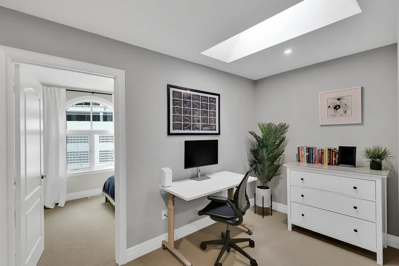 45 Pleasant Blvd, Toronto, ON M4T 1K2, Toronto, Ontario, Canada. - Photo 32