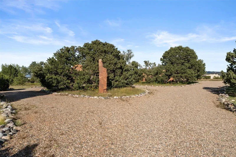 31 Calle Cantando, Santa Fe, NM 87508, Santa Fe, New Mexico, United States. - Photo 43