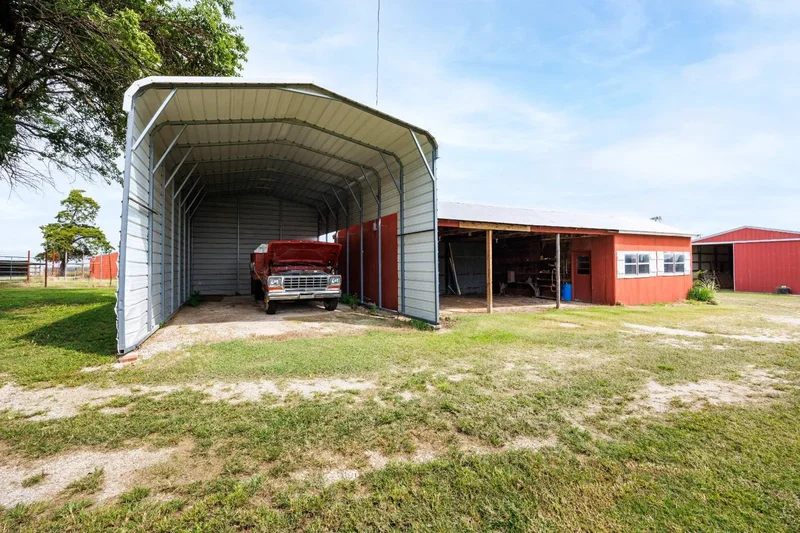 1711 County Road 4000, Elk City, Kansas, United States. - Photo 21
