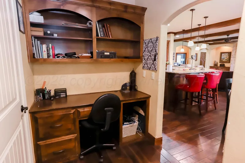 8007 NEW ENGLAND Parkway, Amarillo, Texas, United States. - Photo 16