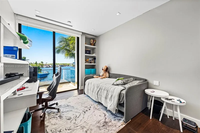 16470 NE 30th Ave, Golden Beach, Florida, United States. - Photo 71