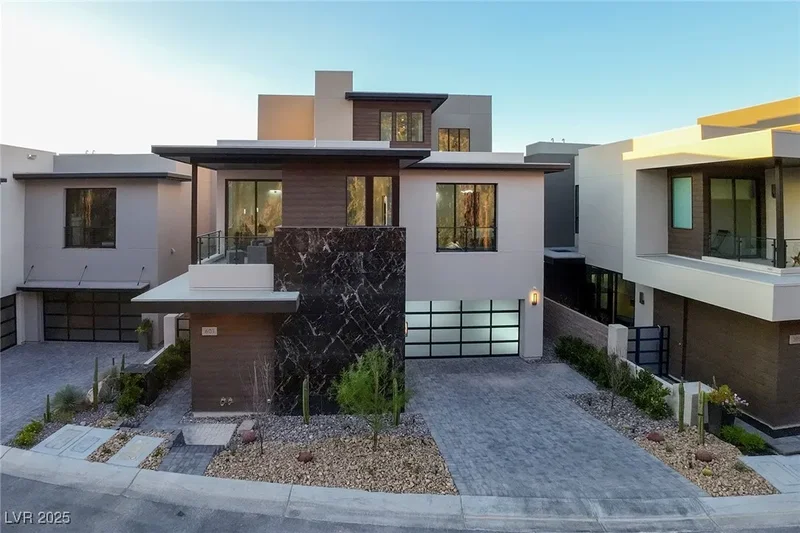 601 Overlook Rim Drive, Henderson, Nevada, United States. - Photo 7