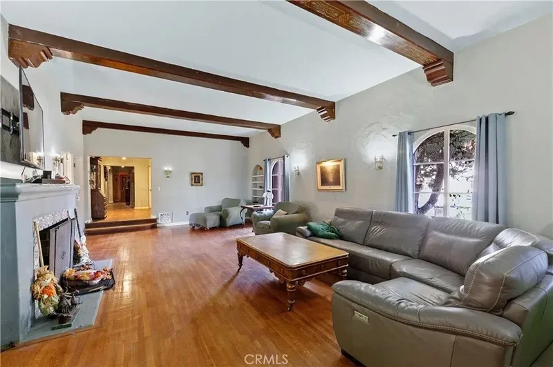819 S Curson Avenue, Los Angeles, California, United States. - Photo 24