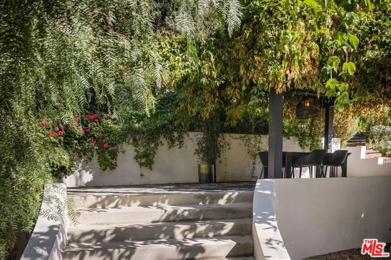 1930 Laurel Canyon Boulevard, Los Angeles, California, United States. - Photo 20