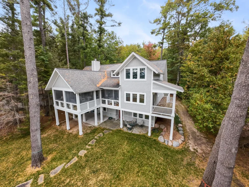 6613 Hillside Avenue, Indian River, MI 49749, Indian River, Michigan, United States. - Photo 21