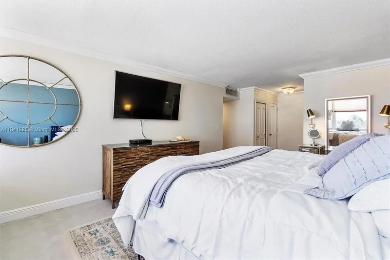 2751 S Ocean Dr #504S, Hollywood, FL 33019, Hollywood, Florida, United States. - Photo 6