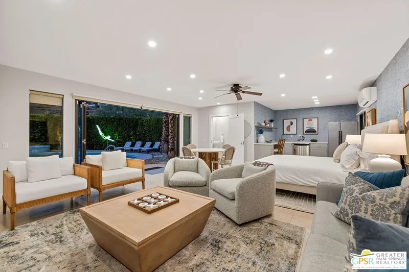 290 W Lilliana Dr, Palm Springs, CA 92264, Palm Springs, California, United States. - Photo 9