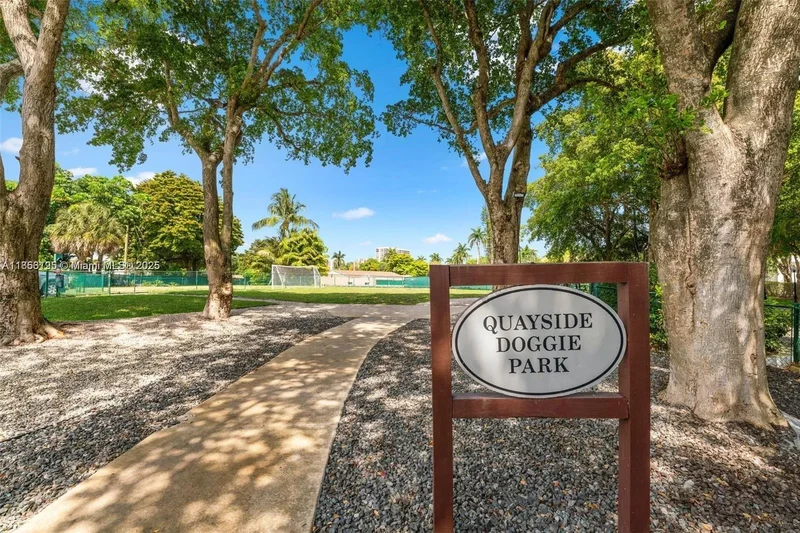 4000 Towerside Ter, Miami, Florida, United States. - Photo 49