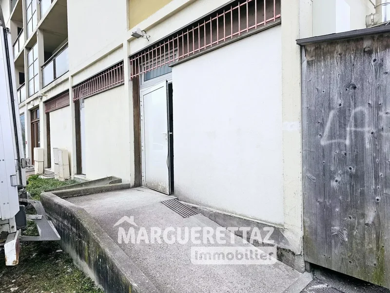 Marignier, Auvergne-Rhône-Alpes, France. - Photo 4