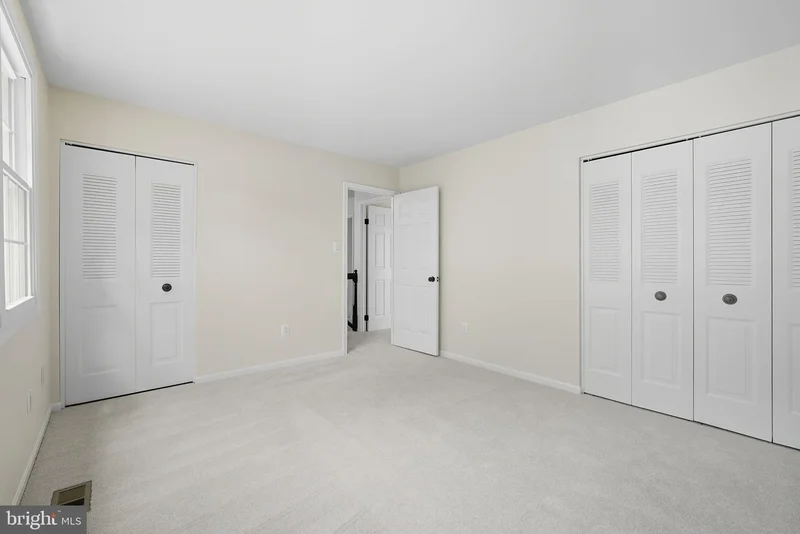 10431 Headly Ct, Fairfax, VA 22032, Fairfax, Virginia, United States. - Photo 22