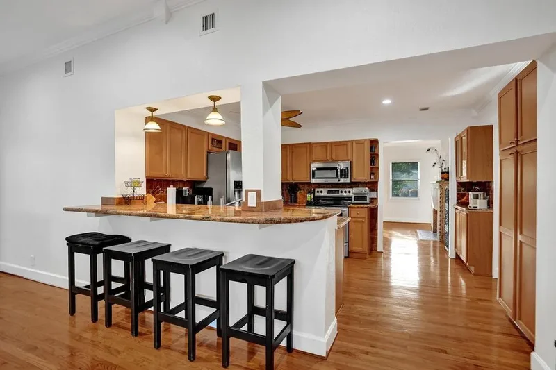 408 NE 9th Ave, Fort Lauderdale, Florida, United States. - Photo 21