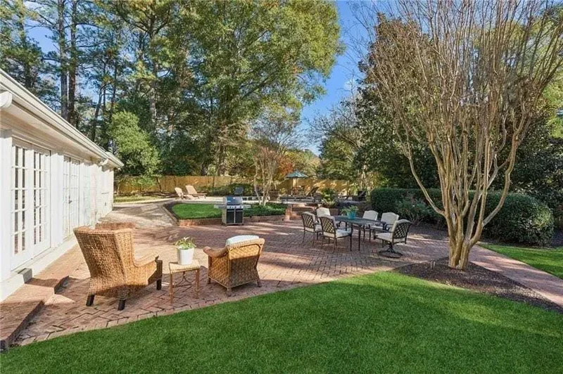 2010 Rivermeade Way, Atlanta, GA, 30327, USA, Atlanta, Georgia, United States. - Photo 11