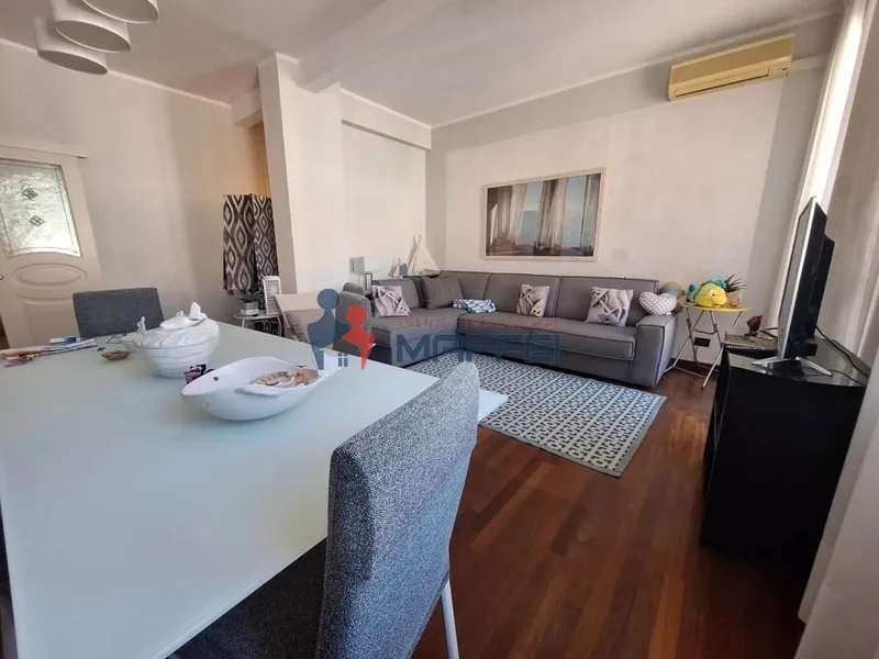 Appartamento in vendita a Viareggio(LU) in Ristrutturato composto da 6vani