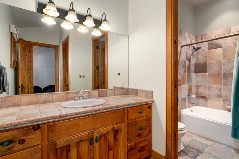 35415 Priest Creek Road , Steamboat Springs, CO 80487, Steamboat Springs, Colorado, United States. - Photo 45