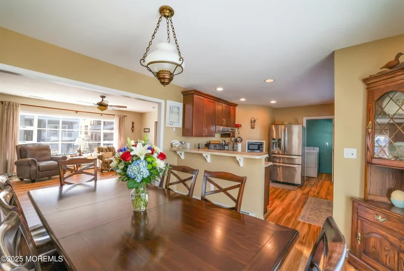 409 3rd Street, Ship Bottom, New Jersey, United States. - Photo 11