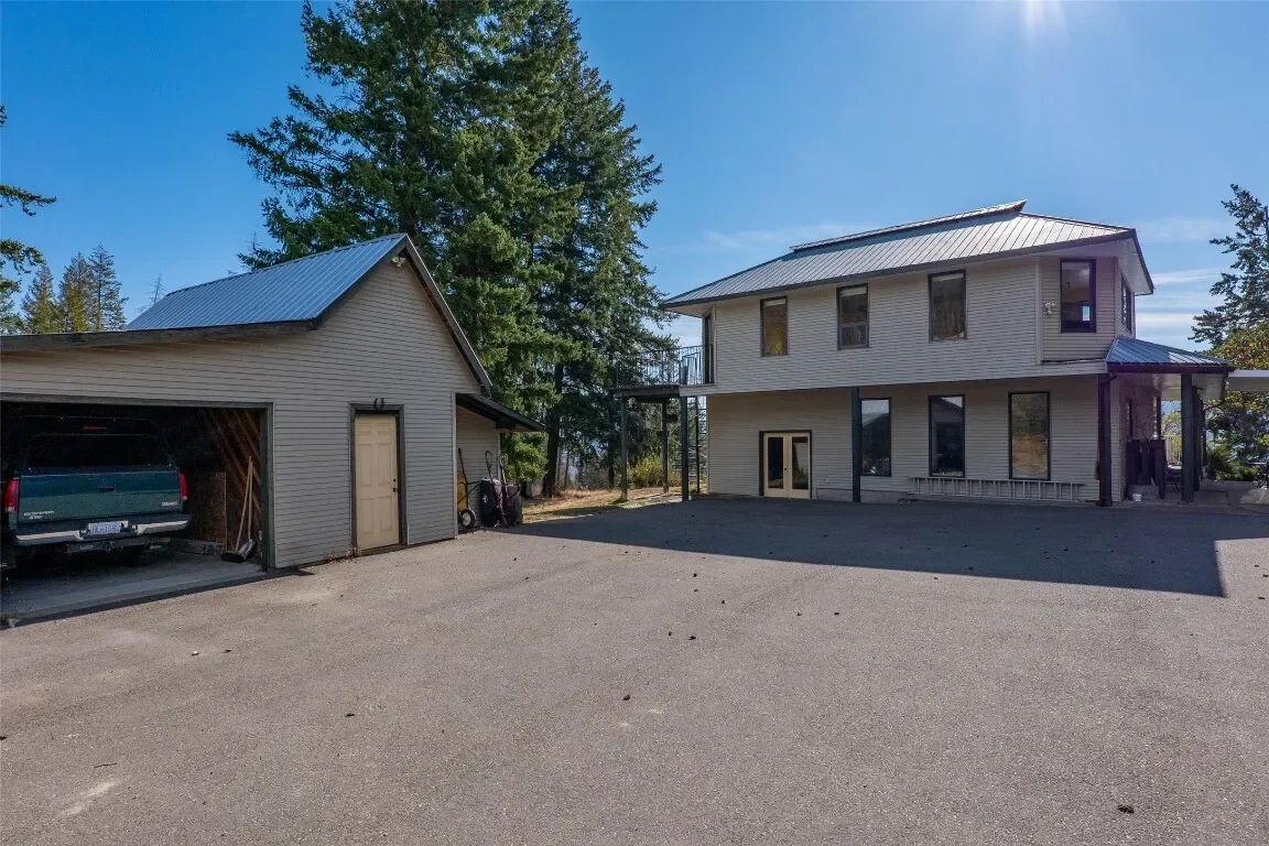 Exterior photo 10