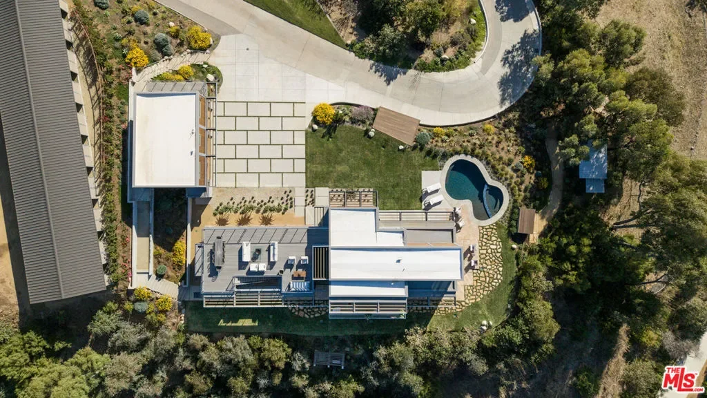 5924 Bonsall Drive, Malibu, California, United States. - Photo 3