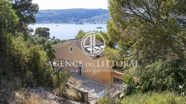 FAMILY VILLA CAP FERRAT PASSABLE