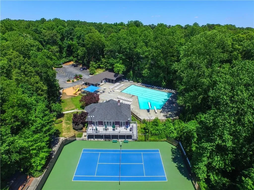 2659 Amberly Drive, Dunwoody, Georgia, United States. - Photo 84