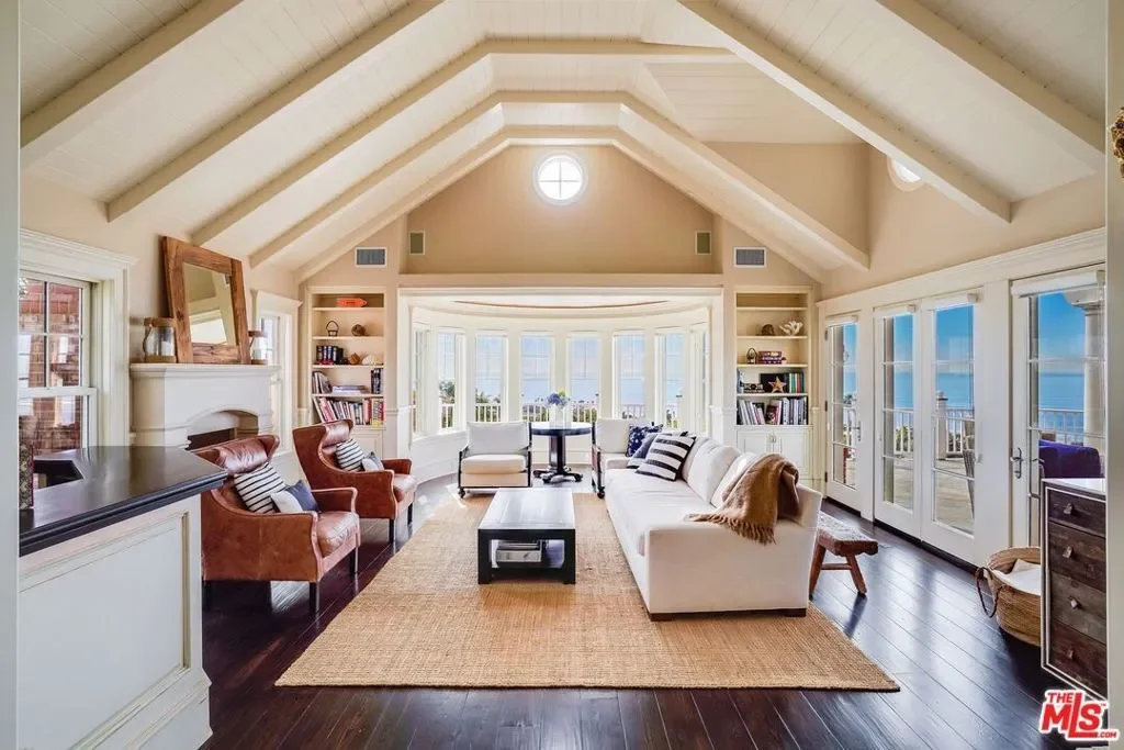 6277 Sea Star Drive, Malibu, California, United States. - Photo 10
