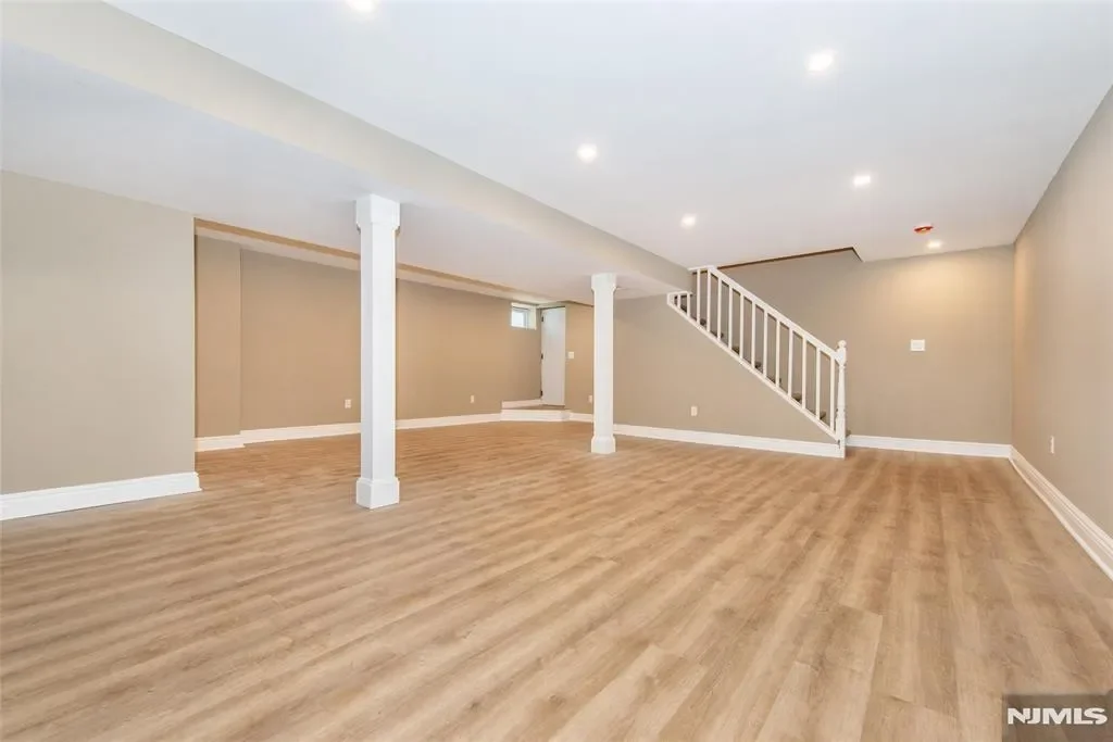 44 4th Avenue, Roseland, NJ 07068, Roseland, New Jersey, United States. - Photo 36
