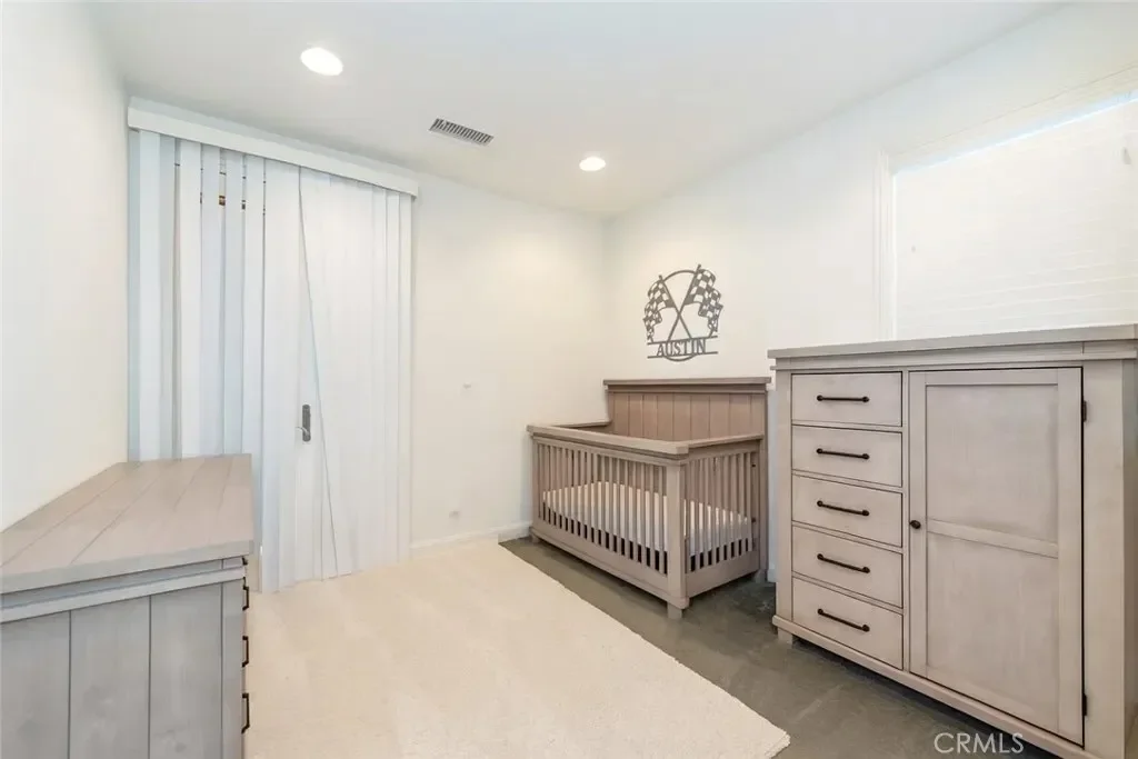 23 Manzanillo, Lake Forest, California, United States. - Photo 15