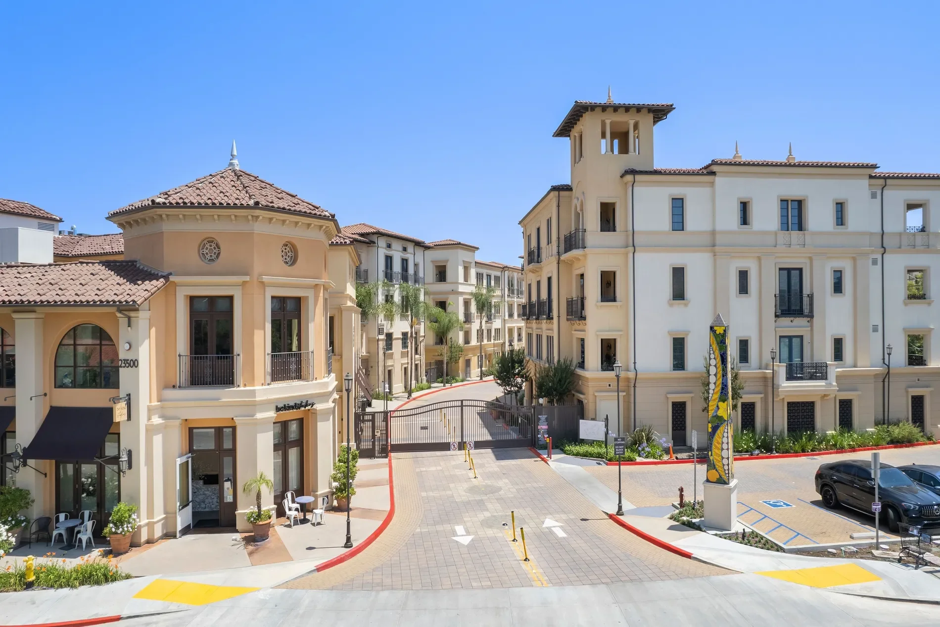 23500 Park Sorrento, H32, Calabasas, CA 91302, Hidden Hills, California, United States. - Photo 44