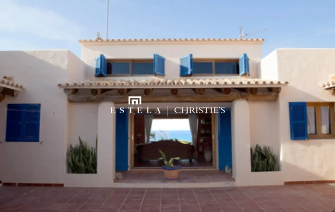 Exterior photo 7
