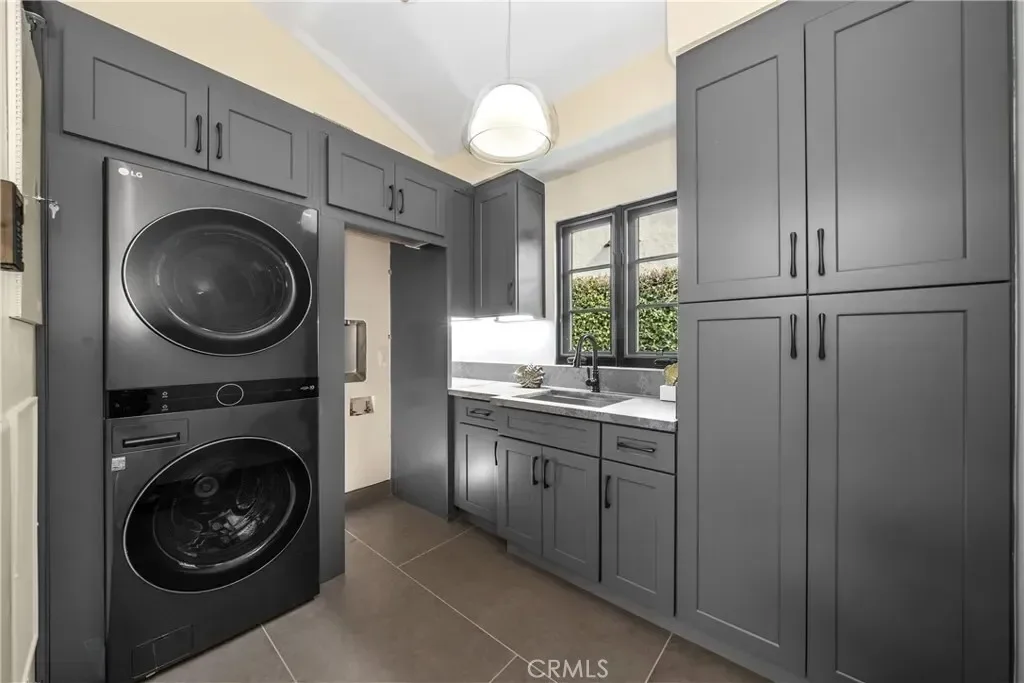 2460 Cumberland, San Marino, California, United States. - Photo 20