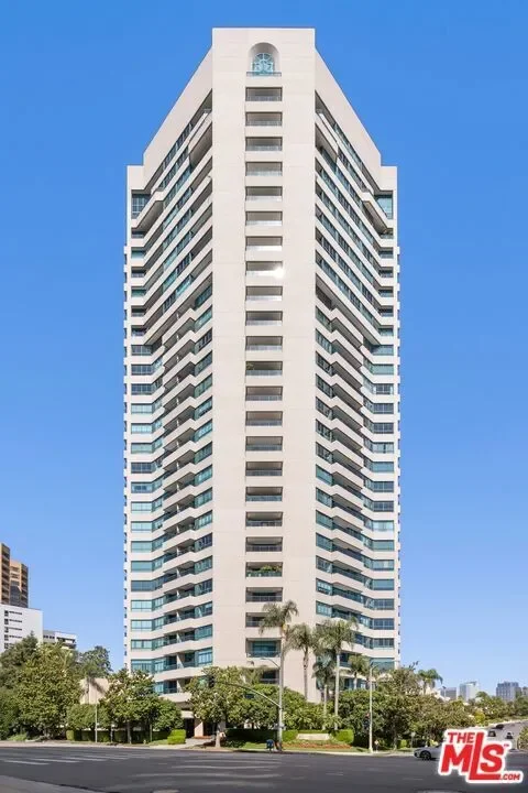 10490 Wilshire Boulevard PH4, Los Angeles, California, United States. - Photo 39