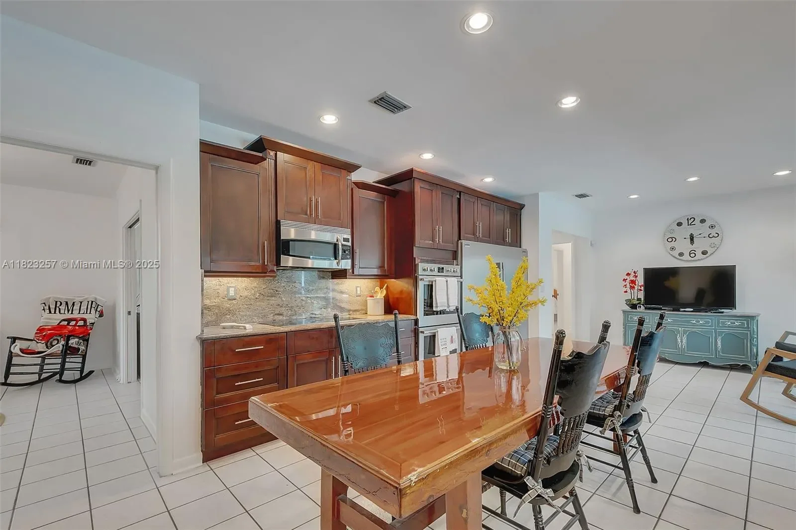 7340 SW 123rd Ter, Coral Gables, Florida, United States. - Photo 13
