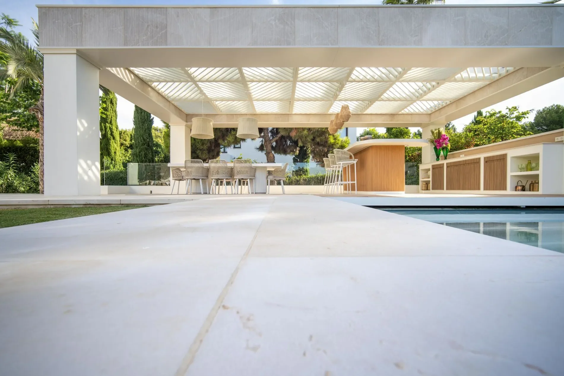 Exterior photo 10