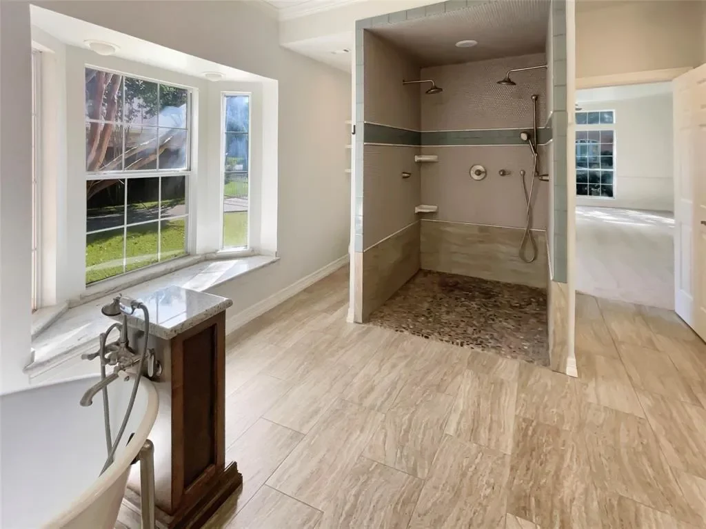 6804 Savannah Lane, Fort Worth, Texas, United States. - Photo 17