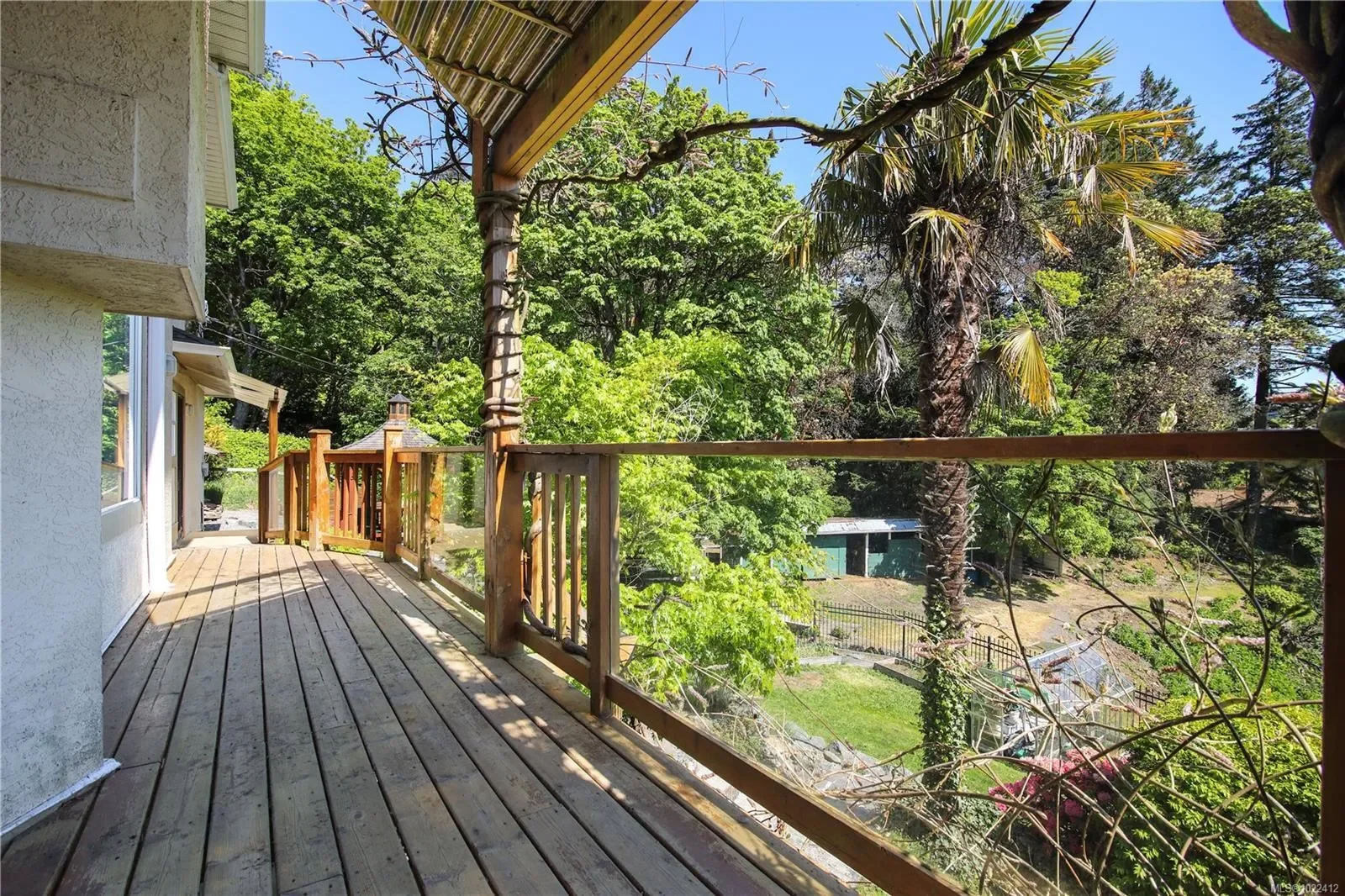 Exterior photo 11