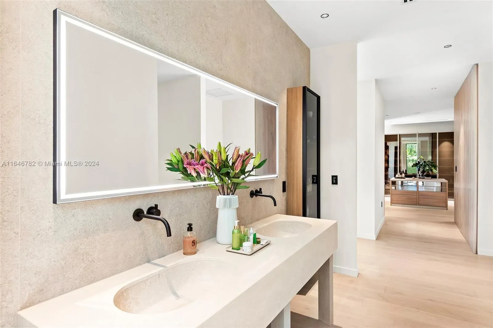 930 NE 74th St, Miami, Florida, United States. - Photo 22