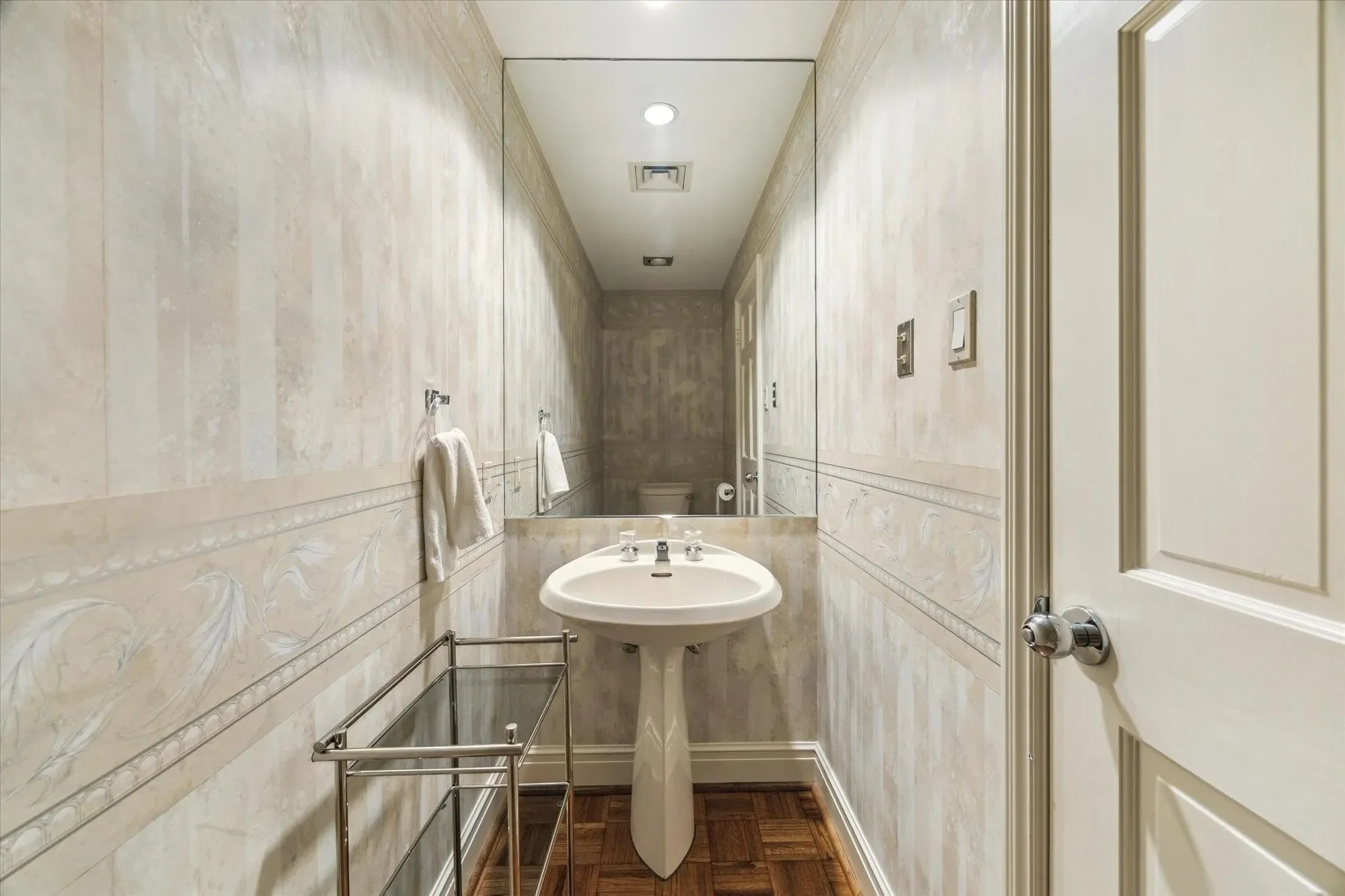 1111 Hermann Drive 7F, Houston, Texas, United States. - Photo 7