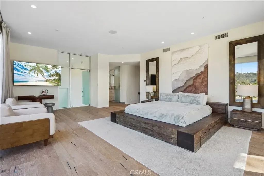 9716 Oak Pass Road, Beverly Hills, California, United States. - Photo 19