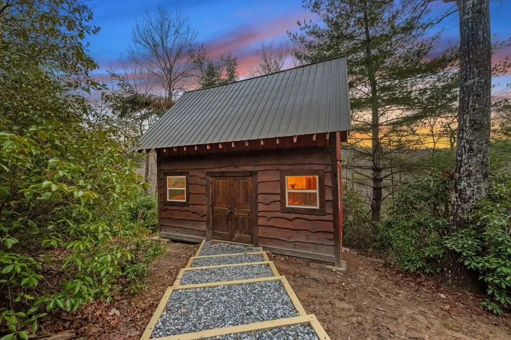 2085 Briar Cove Road, Morganton, Georgia, United States. - Photo 35