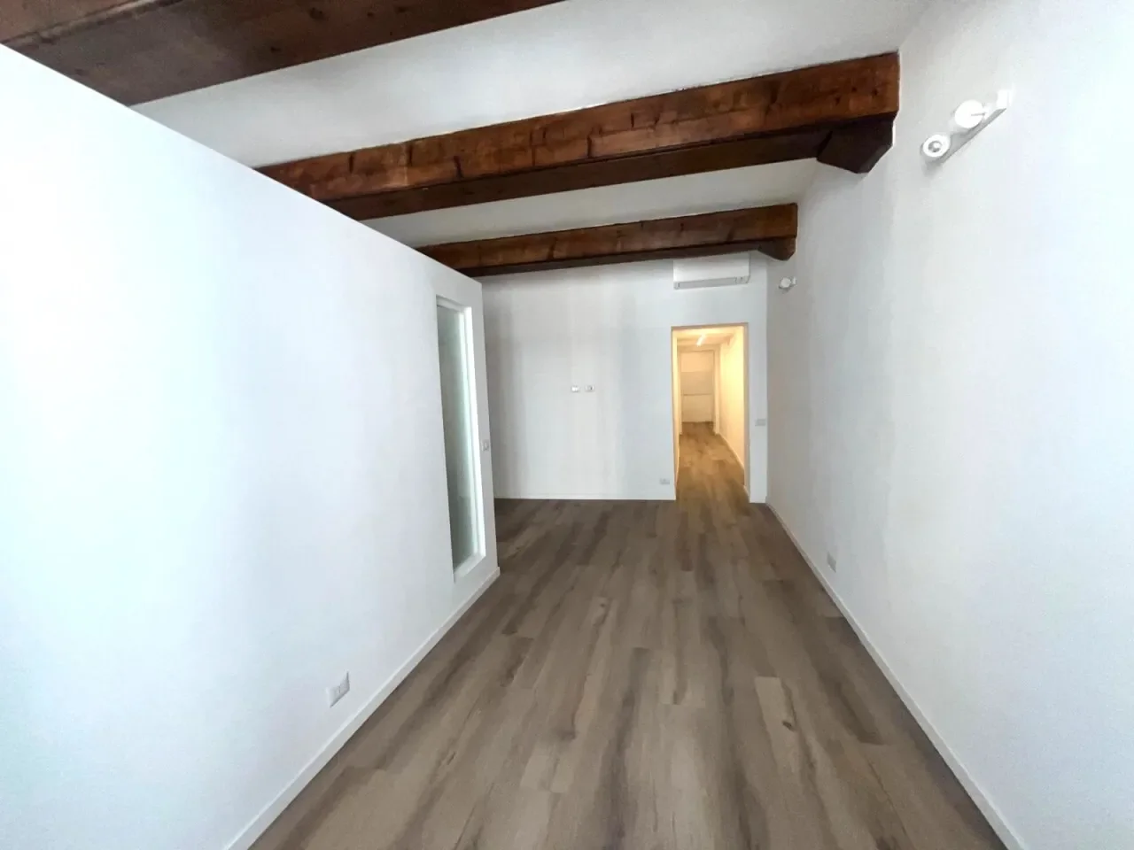 Gallery photo 3
