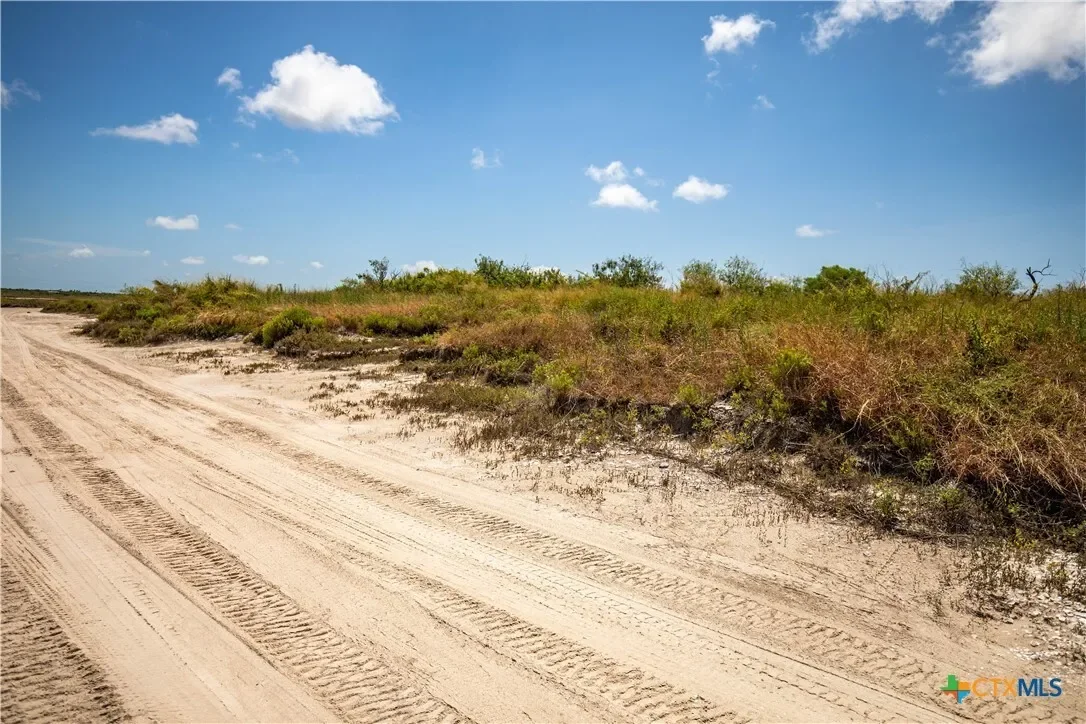 602-698 Cape Velero Drive, Rockport, TX 78382, Rockport, Texas, United States. - Photo 29