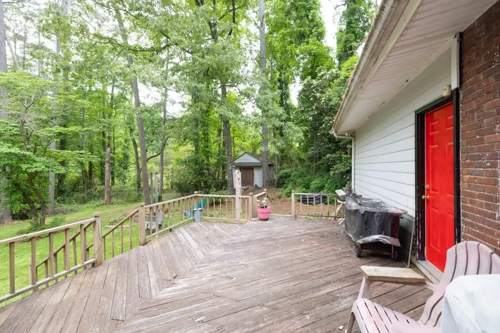 881 Rockbridge Road SW, Stone Mountain, Georgia, United States. - Photo 39