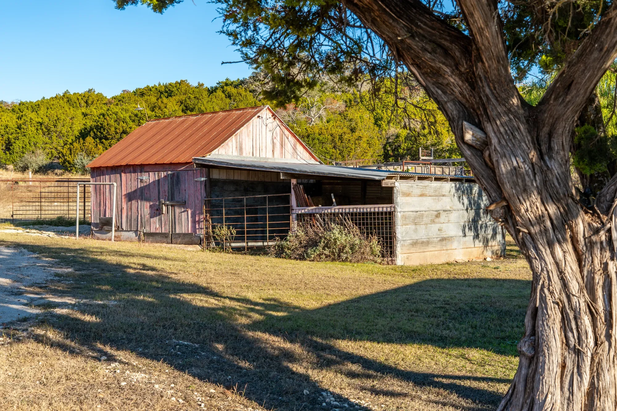 196 Hermit Hill Road , Fredericksburg, TX 78624, Fredericksburg, Texas, United States. - Photo 12