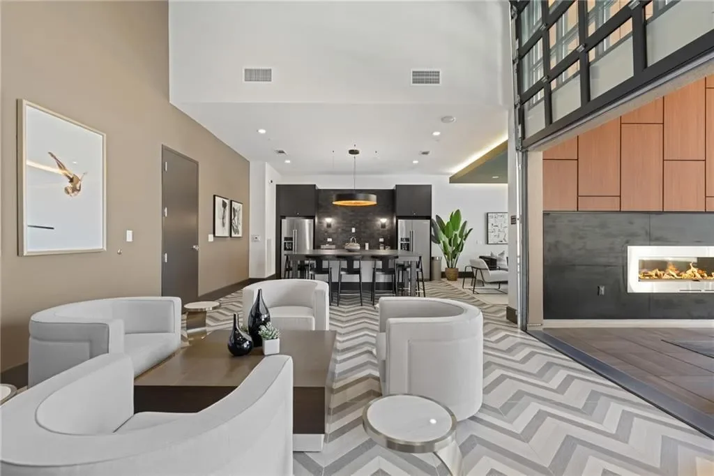 775 Juniper Street NE 107, Atlanta, Georgia, United States. - Photo 21
